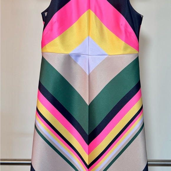 EUC Gorgeous J Crew Collection Chevron Pattern Sleeveless Dress Size 6 - Picture 2 of 5